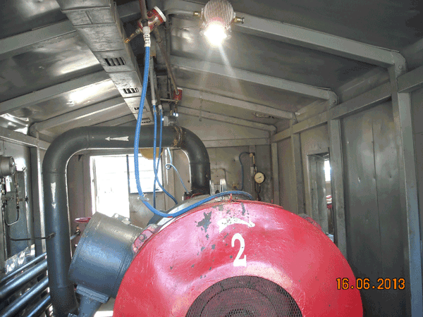  Светильник ССП03-50 в блоке насоса, перекачивающего нефть